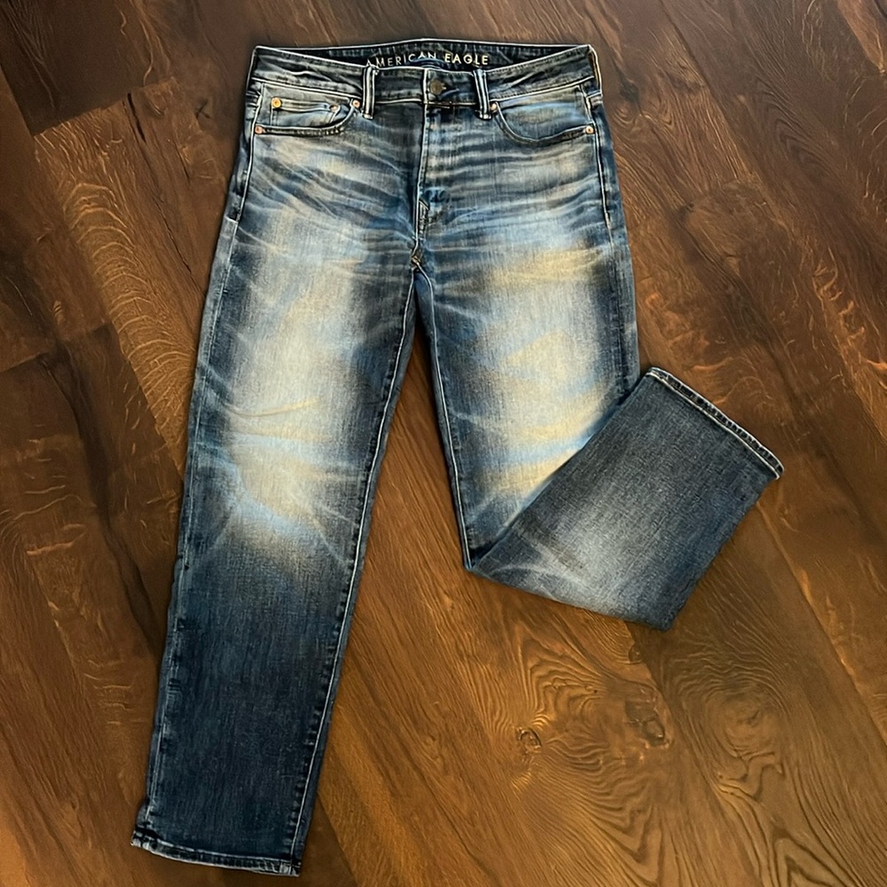 American Eagle men’s jeans